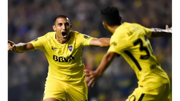 Ramón Ábila tuvo uno de sus mejores partidos en Boca.