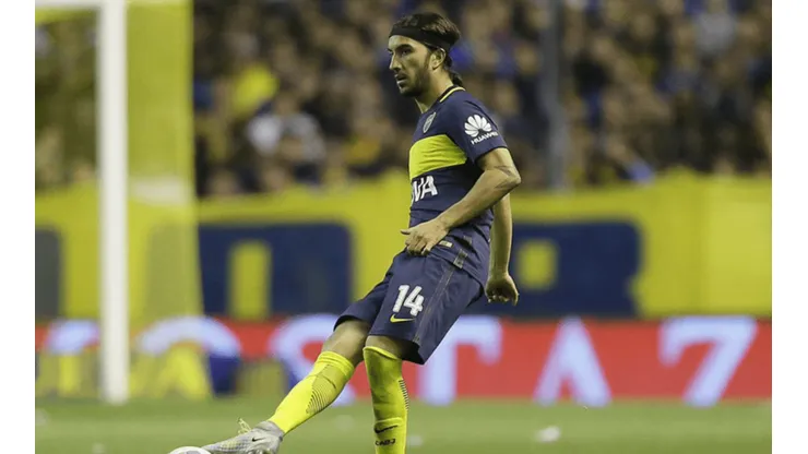 Sebastián Pérez con la camiseta de Boca.