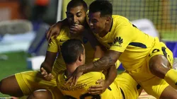 Wanchope Abila celebrando su gol en la Bombonera.
