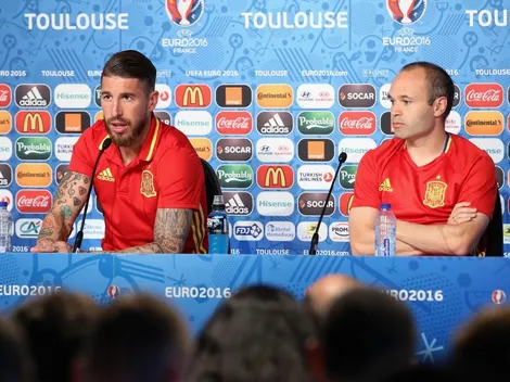 El hermano de Ramos: "Gracias Iniesta, suerte en lo que hagas"