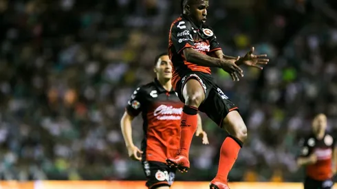 Miler Bolaños consiguió el empate al final del partido (Foto: Mexsport)
