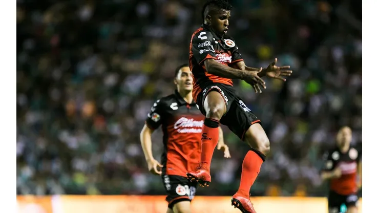 Miler Bolaños consiguió el empate al final del partido (Foto: Mexsport)