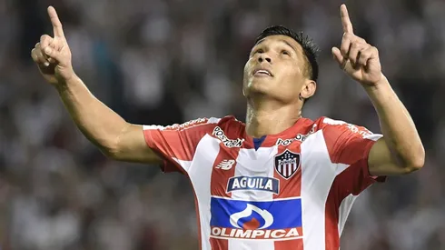 FUERZA, TEO. Otro motivo para mirar el cielo.