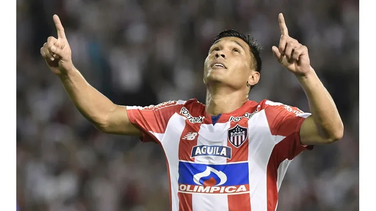 FUERZA, TEO. Otro motivo para mirar el cielo.