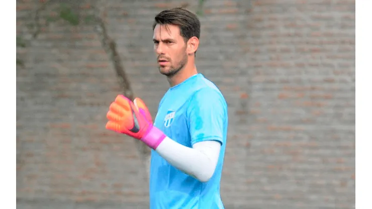 Fernando Niembro: "Batalla es el futuro arquero de la selección"