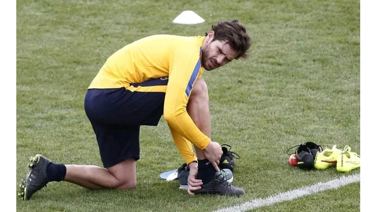 SE PREPARA PARA VOLVER. Fernando Gago podría jugar este domingo en La Bombonera contra Newell's.