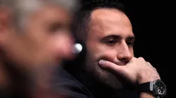 LADO A LADO. David Ospina junto a Wenger en conferencia de prensa con Arsenal (Foto: Getty).