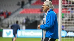 Mejía Barón declina inducción al Salón de la Fama