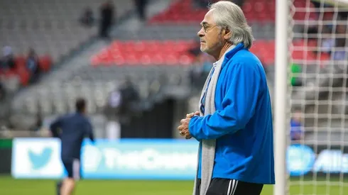 Mejía Barón declina inducción al Salón de la Fama