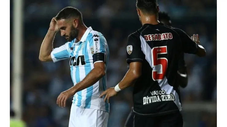 EL CAPITÁN. Lisandro López no pudo abrir el marcador desde los doce pasos.