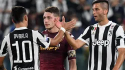 Bentancur junto a Dybala, los dos en Juventus.