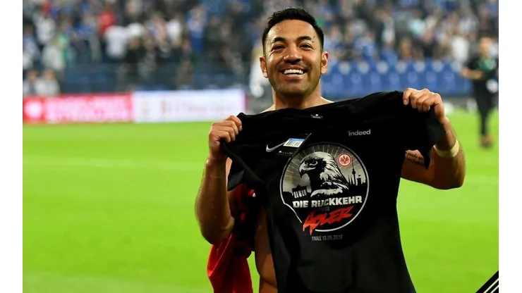 Marco Fabián disputará un título en Alemania (Foto: @eintracht_esp)