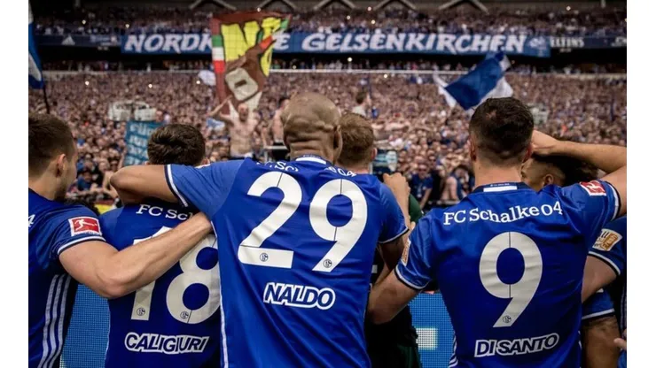 Schalke enfrentará el partido en su casa (Foto: @s04_es)