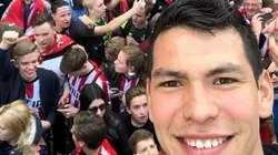 Chucky Lozano celebra la consagración de PSV.