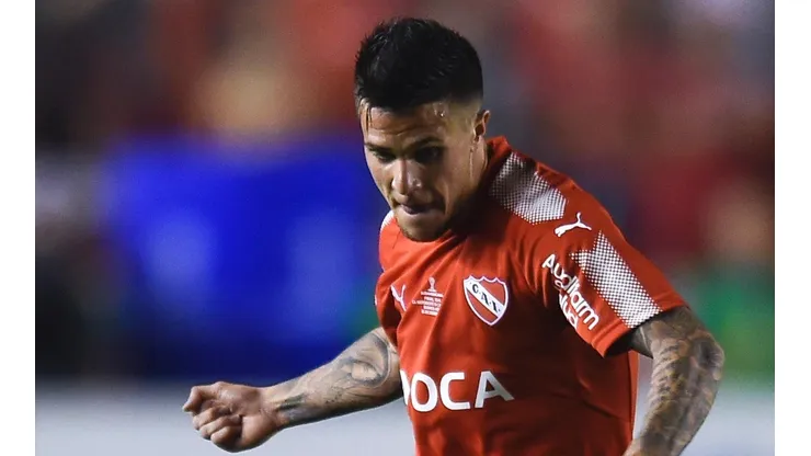 Fabricio Bustos fue reemplazado en el primer tiempo.