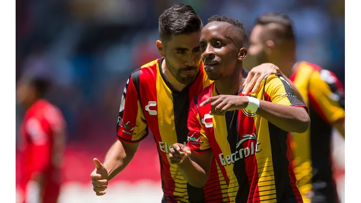 ¡Fiesta en el Jalisco! Leones remonta y elimina al Atlante en el Ascenso MX