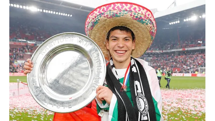 Mexicano de raza: toda la celebración de Chucky Lozano en la coronación del PSV