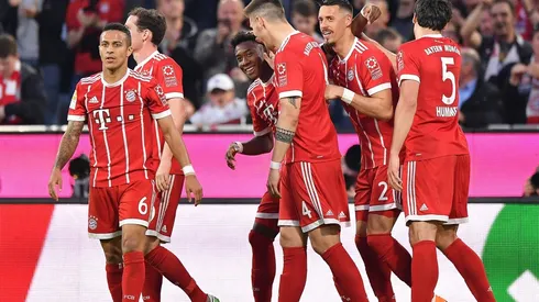 LOS REYES DE ALEMANIA. Bayern Múnich celebra su gol en el Allianz Arena por la Bundesliga (Foto: Getty).