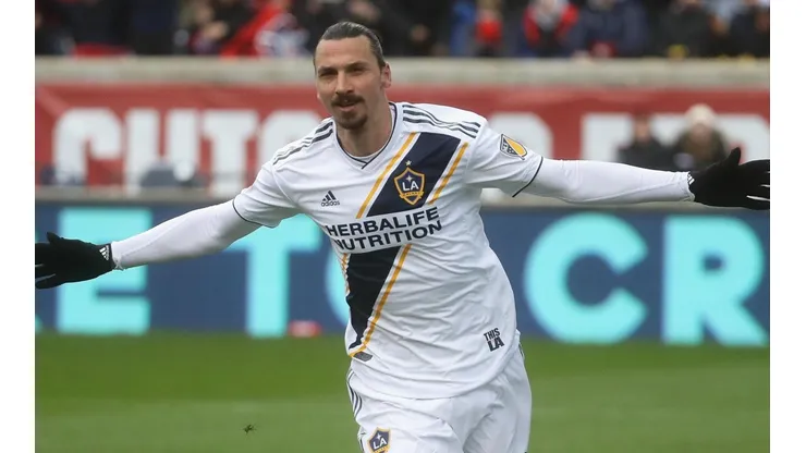 INTRATABLE. Zlatan Ibrahimovic celebra su tercer gol en tres partidos con LA Galaxy (Foto: Getty).