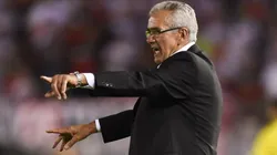 Gregorio Pérez en el Estadio Monumental.