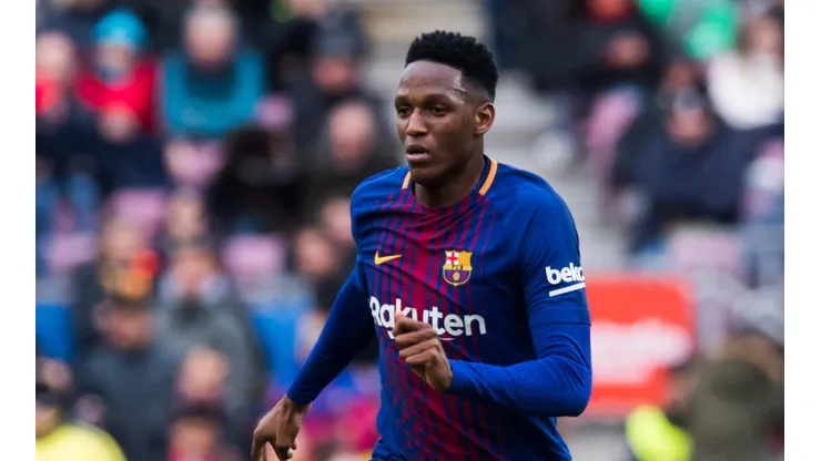 Foto de Yerry Mina con la piel de Barcelona