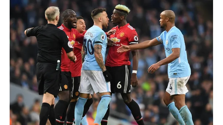Apostó a su esposa para el clásico entre Manchester United y City y perdió