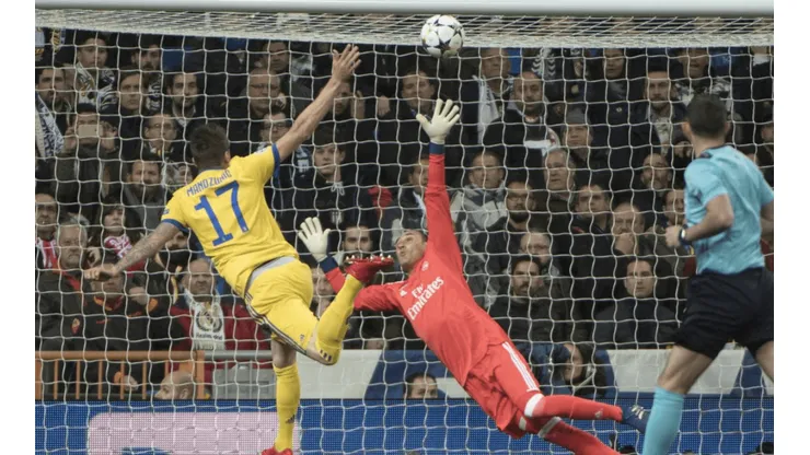 Tiembla el Bernabéu: el doblete de Mandzukic pone a Juventus a un gol de los penales