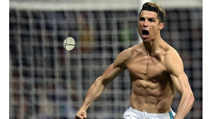 SIUUU. Cristiano Ronaldo se vuelve loco en la celebración del 3-0 del Real Madrid.
