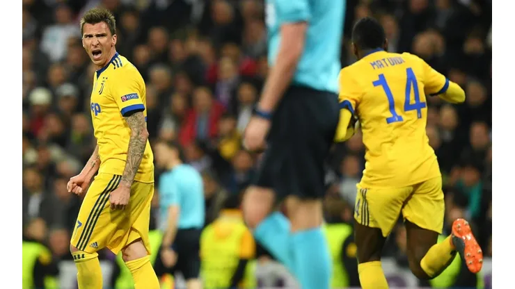 Un error inexplicable de Keylor Navas le permitió a Matuidi igualar la serie para Juventus