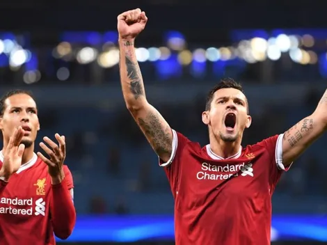 La foto de Liverpool festejando en el vestuario