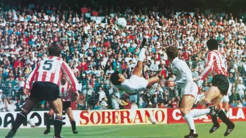 El tanto de Sánchez sigue siendo recordado como uno de los mejores en la historia del Real Madrid