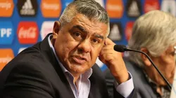 Chiqui Tapia subió fotos de una cena brindando con copas de Boca y borró el tweet