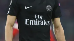 SHINE. La camiseta dorada del PSG será furor de ventas.