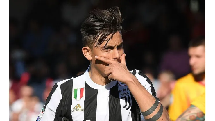Paulo Dybala celebra ante Benevento.