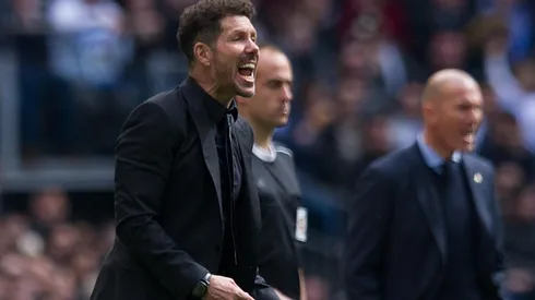 ¡LA PARASTE DE PECHO, CHOLO! Simeone y un gesto distintivo.