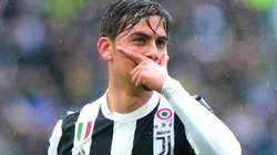 Dybala y su festejo característico.