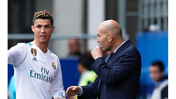 CAMBIAZO. Zidane puso a Benzema con el aval de Cristiano.