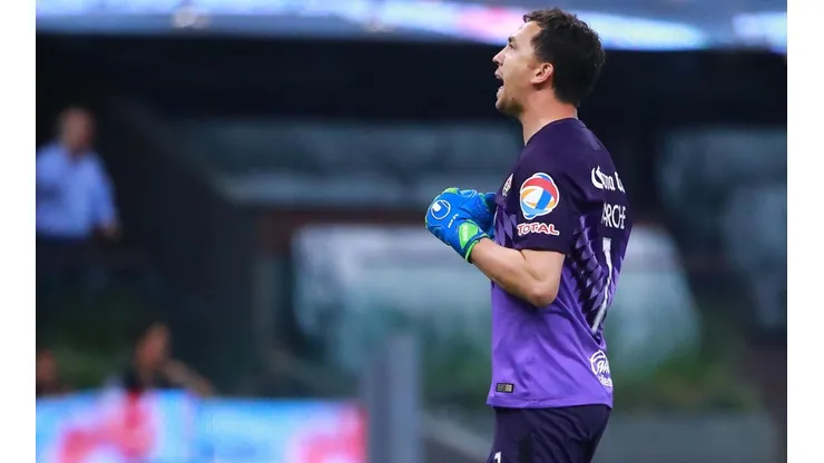 FESTEJO DE AZUL. Marchesín fue buscado por Boca en los últimos mercados de pases (Foto: Getty).