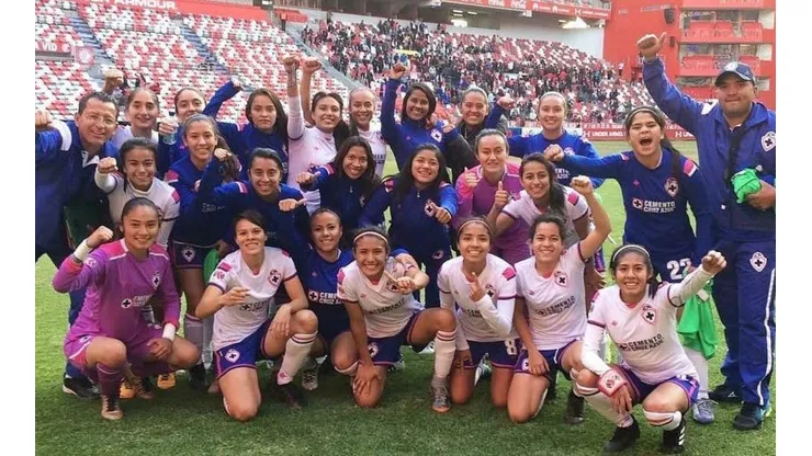 Cementeras y moncarcas disputarán un partido por el honor (Foto: @CruzAzul_Fem)