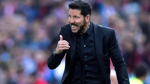 Simeone puso la chilena de Francescoli en River-Polonia sobre la de Cristiano
