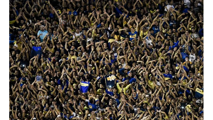 COMPLETO. La Bombonera volvió a disfrutar un partido por Copa Libertadores después de 630 días (Foto: Getty).