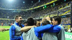 OTRA VEZ EN CASA. Los jugadores de Boca celebran en La Bombonera por la Copa Libertadores 2016 (Foto: Getty).dale