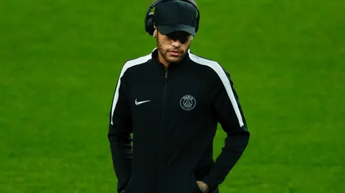 Neymar se puso la camiseta de Flamengo y dio inicio a una nueva polémica