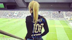 Wanda Nara vestida para homenajear a su marido Mauro Icardi.