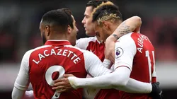 SENTIDO HOMENAJE. Auba y un mensaje para Marina, su abuela.