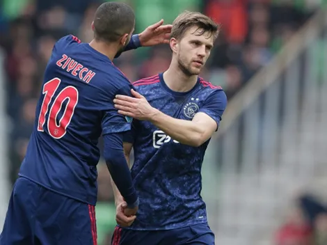 Ajax se impone a Groningen y sigue al acecho del PSV