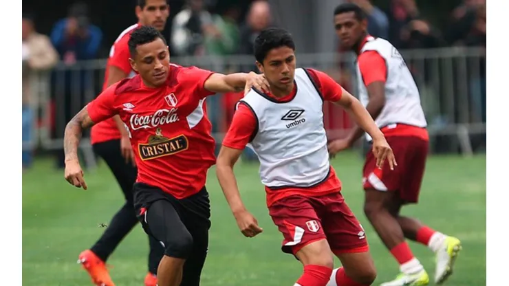 El juvenil ya se entrenó con la Selección de Perú.
