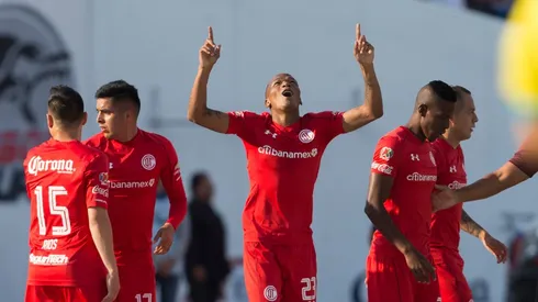 Luis Quiñones se despachó con un doblete para darle tres puntos más a los diablos