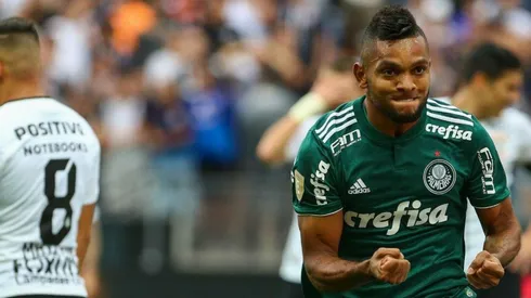 Miguel Borja celebra su tanto clave.