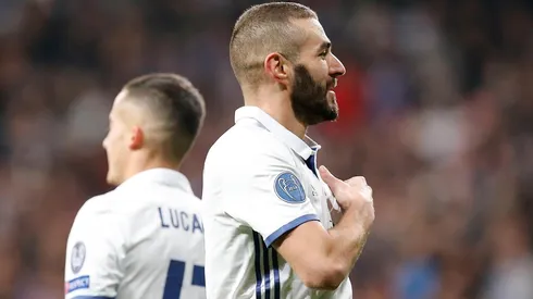 Karim Benzema festeja un gol con el Real Madrid.